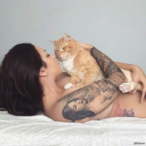 Tattooed nyasha with a cat - Girl with tattoo, cat, NSFW