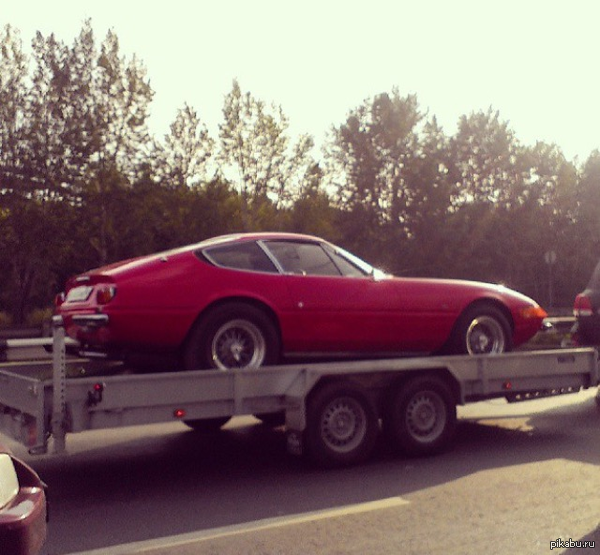  ,      Ferrari Daytona.      .    .  ,      .