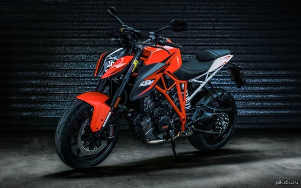 KTM Superduke 1290.  ,     ?            .    BMW K1300R