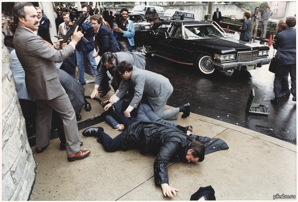 The assassination attempt on the life of US President Ronald Reagan occurred on March 30, 1981. - USA, Ronald Reagan, Assassination attempt