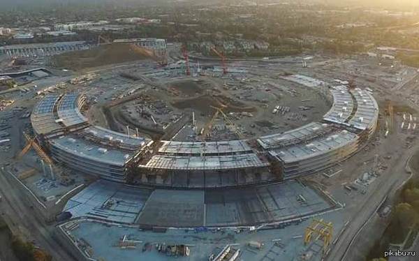 ������� ������� ������ ������ Apple HQ � ����������