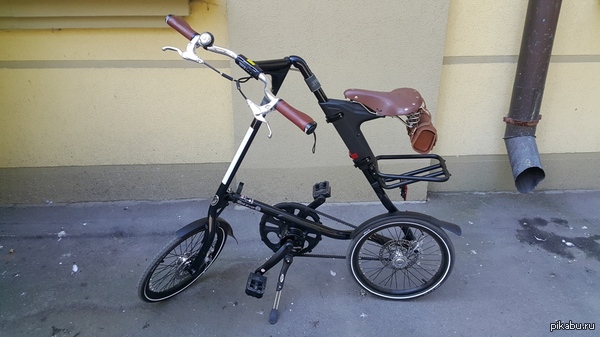 -. Strida.