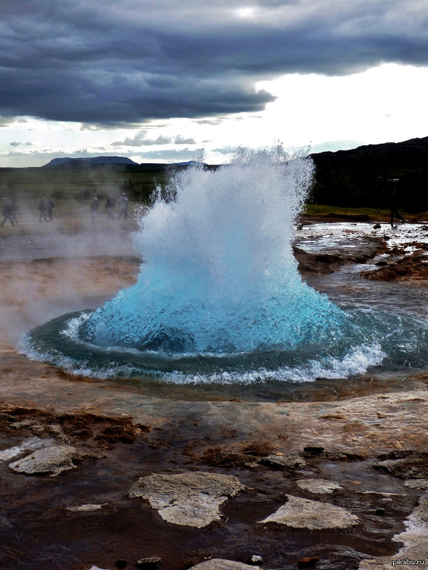    (. Strokkur)   -     