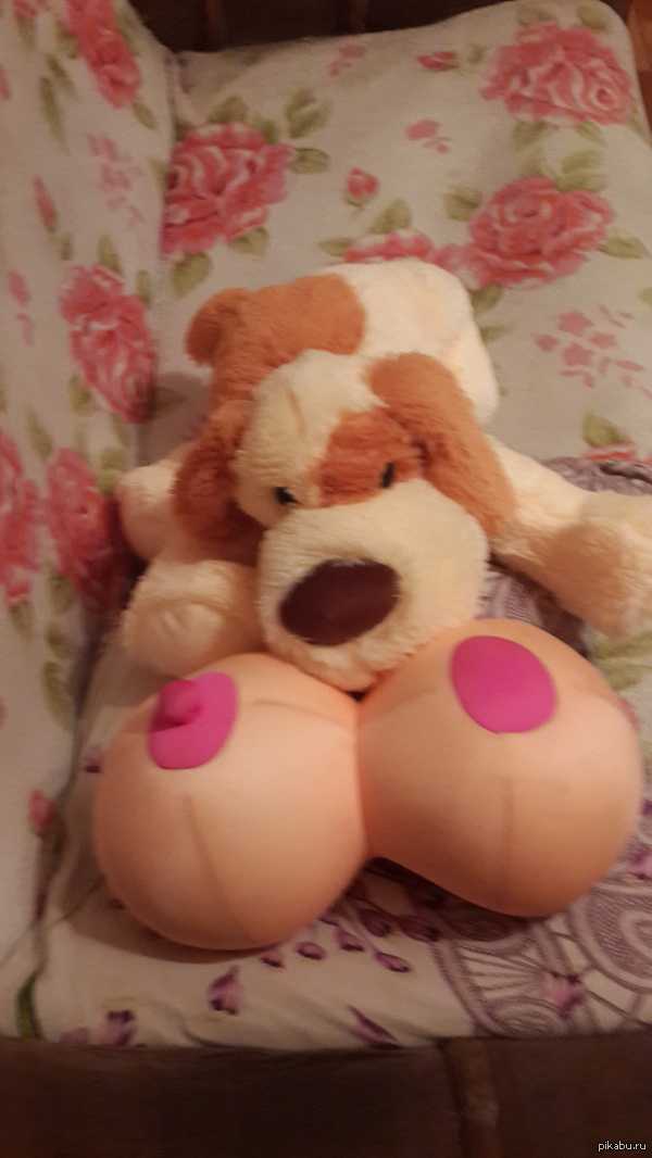 Взрослые - те же дети. Только игрушки меняются.