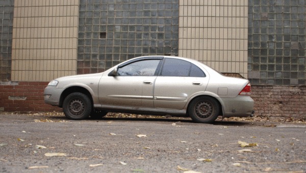 Ниссан Альмера Классик на пневме. Everybody dance now !