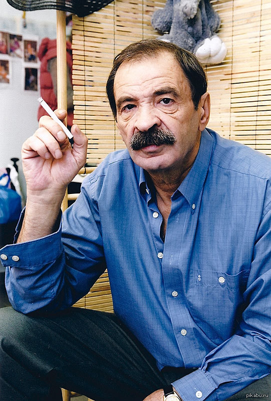 илья олейников городок. городок фамилии актеров. юрий стоянов и илья олейников городок. олейников, илья львович. артист илья алейников.