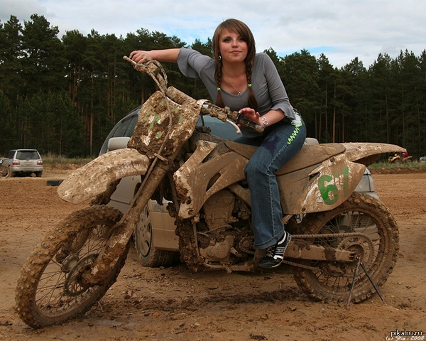 Грязная девушка