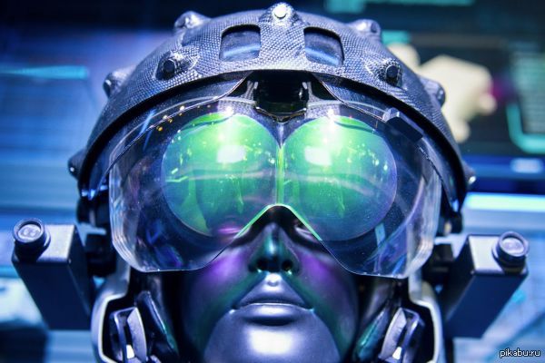 Турецкие военные обнародовали аудиозапись предупреждений Су-24. Спецы, подскажите, на какой частоте передавалось "предупреждение"?