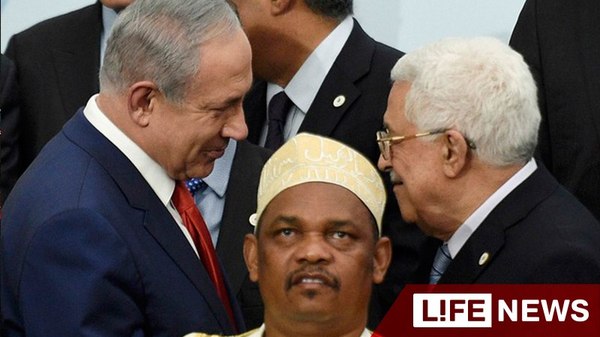 Чел явно под кайфом)