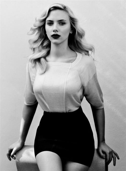 Charming Scarlett - NSFW, Scarlett Johansson, Photo, Black and white, Actors and actresses, Longpost