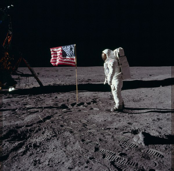     Apollo 11,       