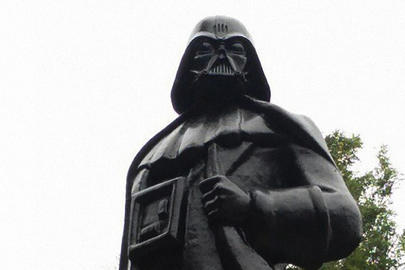 Ленин превратился в Дарта Вейдера