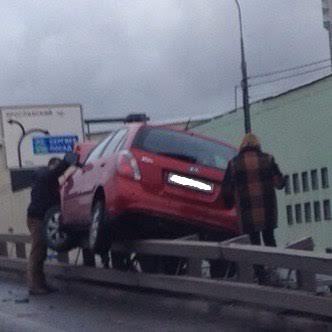 City of Queens. Departure from the city towards Moscow. So many questions and so few answers) - Crash, Woman driving, Road accident