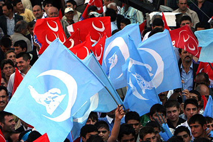 Среди участников блокады Крыма нашлись турецкие «Серые волки».