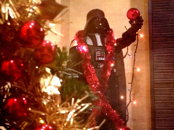 А я уже елку нарядил!!!