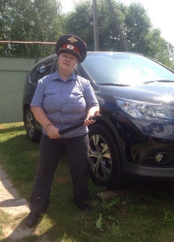 Наша служба и опасна и трудна...