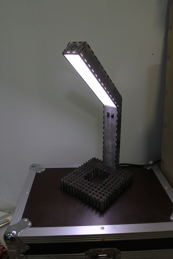 ЛАМПА. Люди тут хвастают и делятся своим. Так что покажу, тут моё изделие.