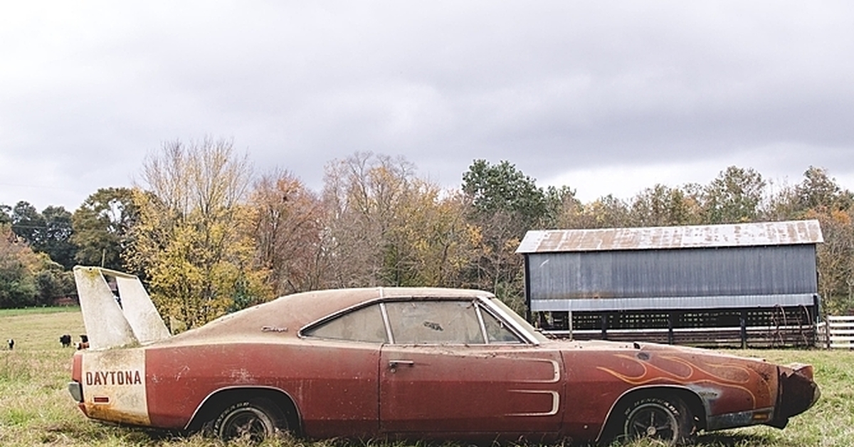 Dodge Charger Daytona 1969 на свалке