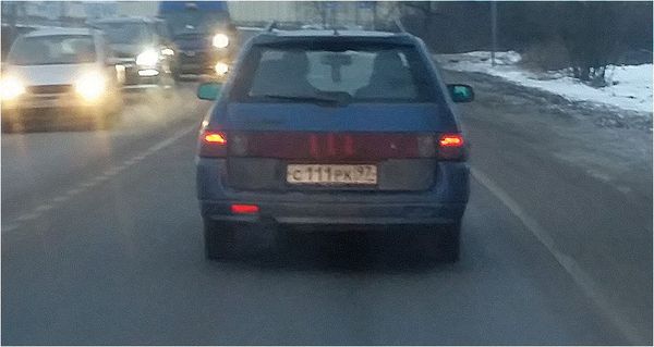 ВАЗ 2111. Или тройное сходство.