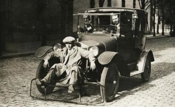     ,     (, 1924)