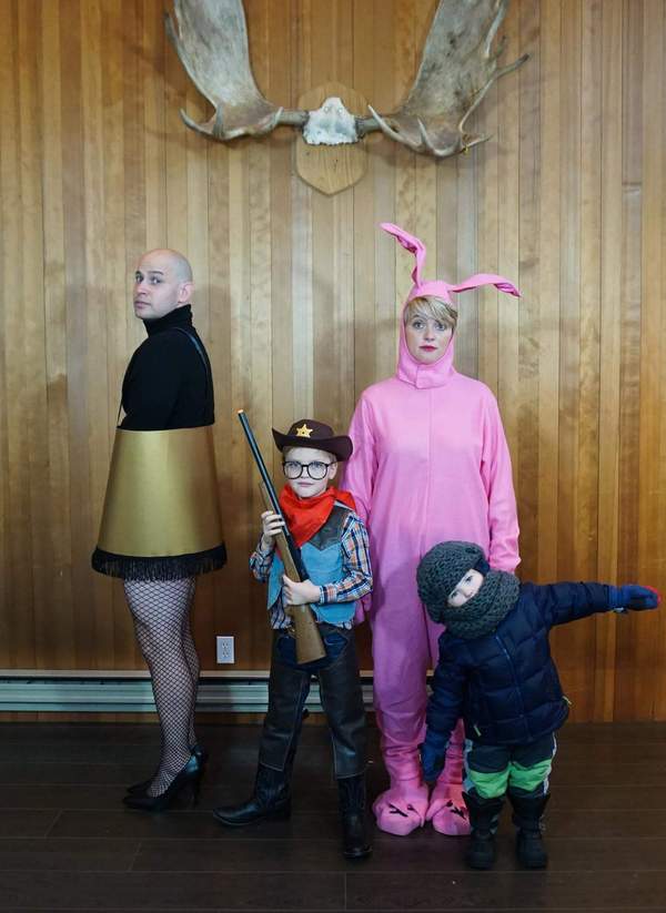 С Рождеством Христовым от семьи Jacobs!