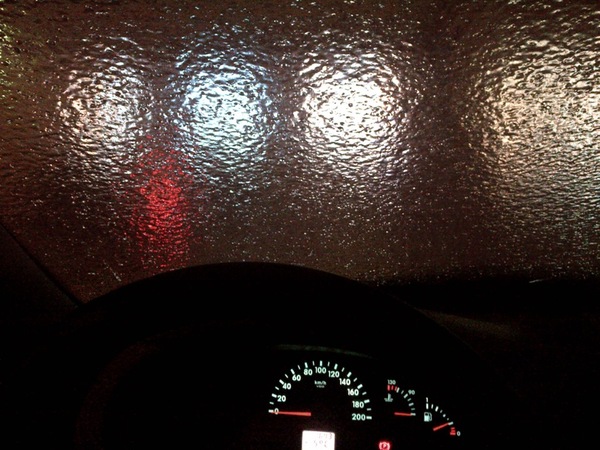 Лёд вместо стекла