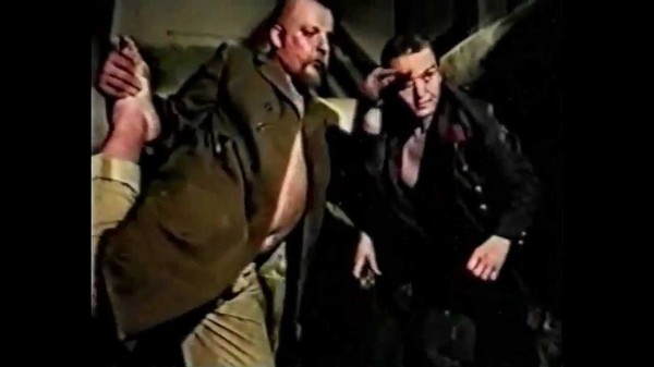 А ты тоже соблюдаешь моду и подкатываешь?