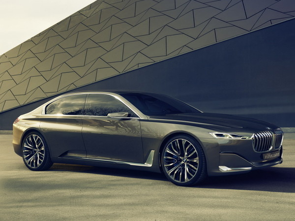BMW 9- .  