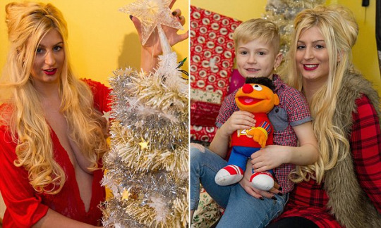 British Megan Clara started acting in porn to buy a Christmas present for her son. The kid got a bike - NSFW, Porn, Strawberry, Presents, Parents and children, Longpost