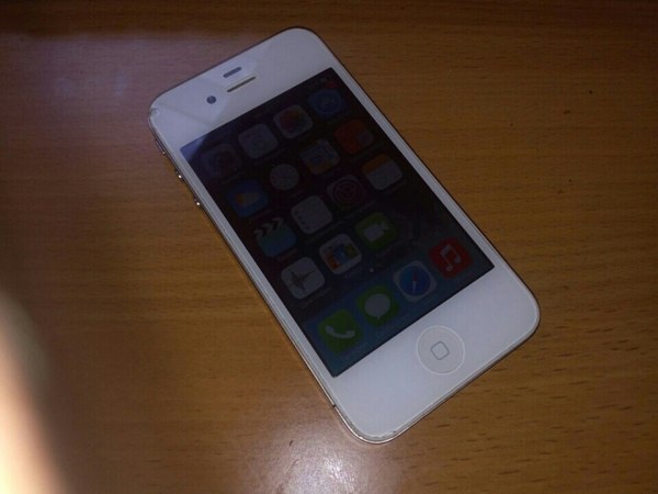  . iPhone 4, Unlock