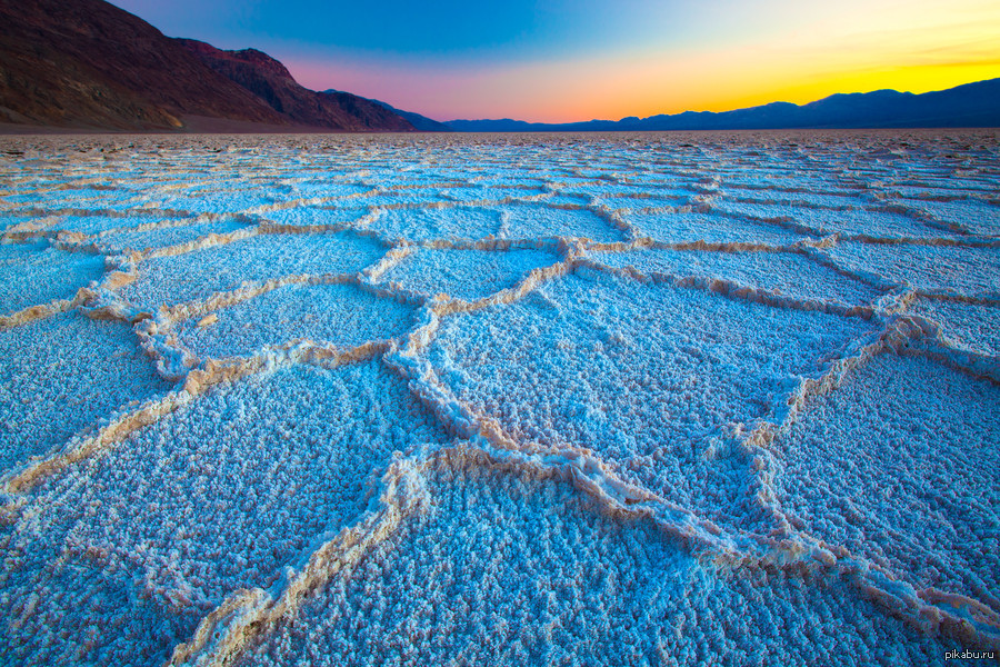 Desert mountain sea. Долина смерти США. Удивительная природа. Природные чудеса. Удивительные места на земле.