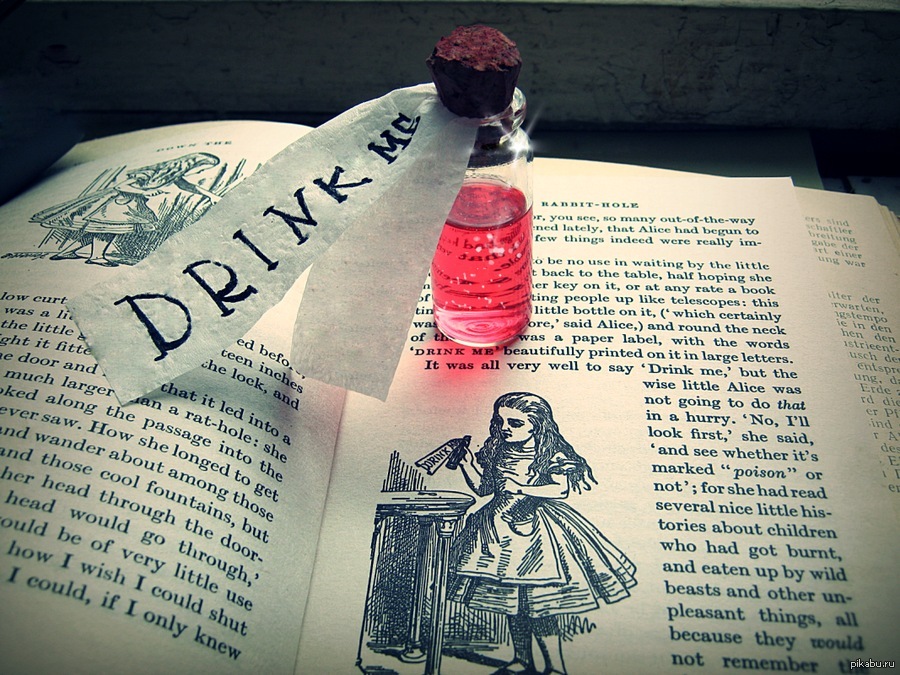 Drink me to life. Drink me Alice. Кэррол л. "выпей меня". A little Life книга. Drink me перевод песни.