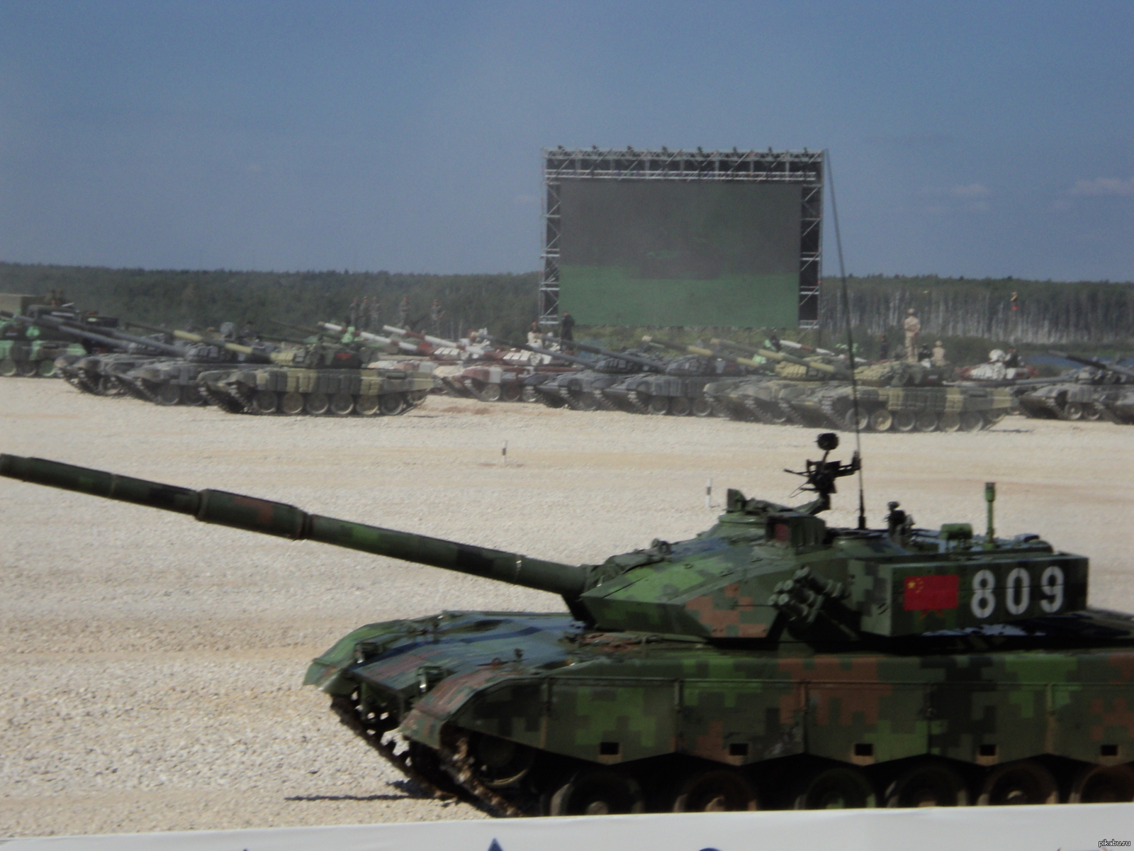 Купить танк в омске. Китайский танк т-96а. Китайский танк VT-5. Китайский танк Омск. Китайский танк 110.