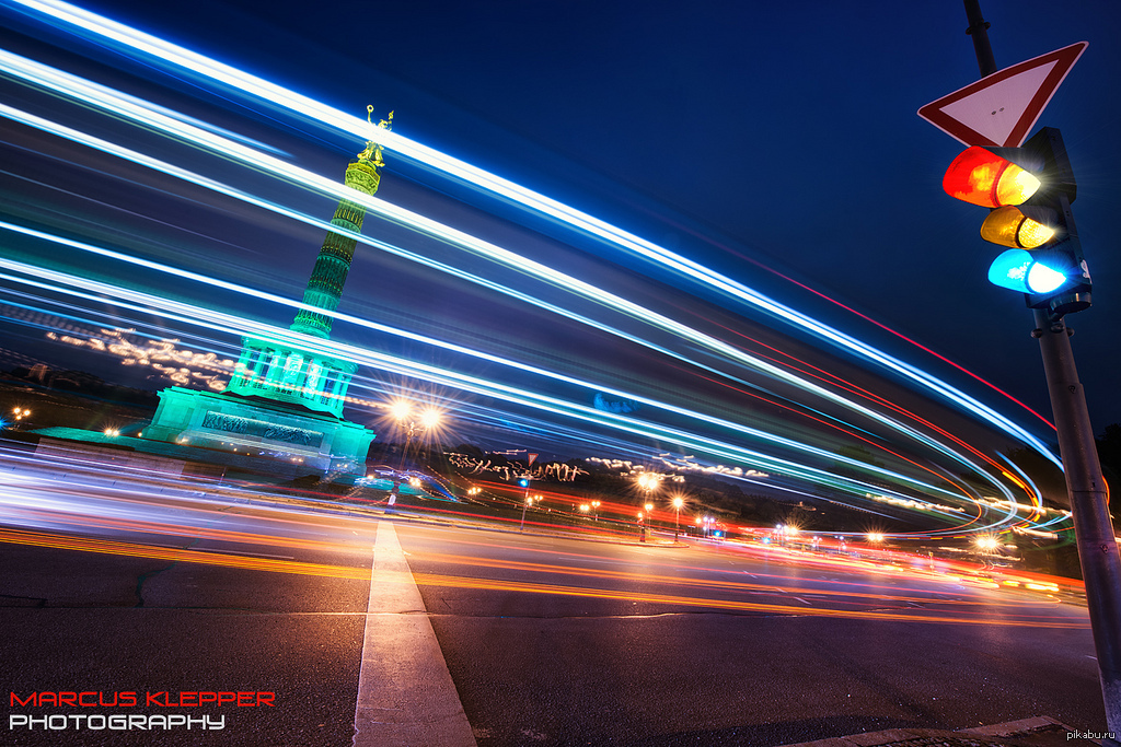 Five seconds - normal flight! - Light, Town, Night