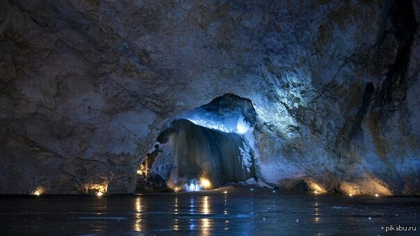 Caves коды. Пещеры Хээтэй Забайкальский. Пещеры Хээтэй Забайкальский край. Сухая пещера Хээтэй Забайкальский край. Ледяные пещеры Хээтэй.