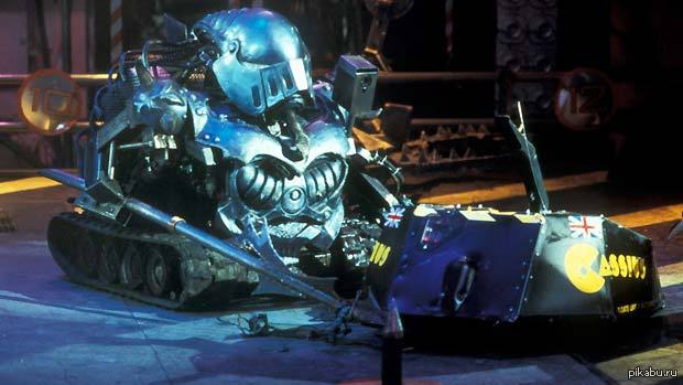 Битва роботов 1 4. Robot Wars шоу. Robot Wars 1993. Бои роботов. Робот для битвы роботов.