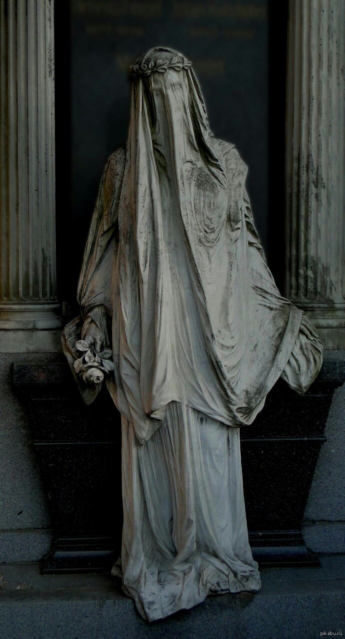 The “White Lady” at Zentralfriedhof, Vienna. | Пикабу