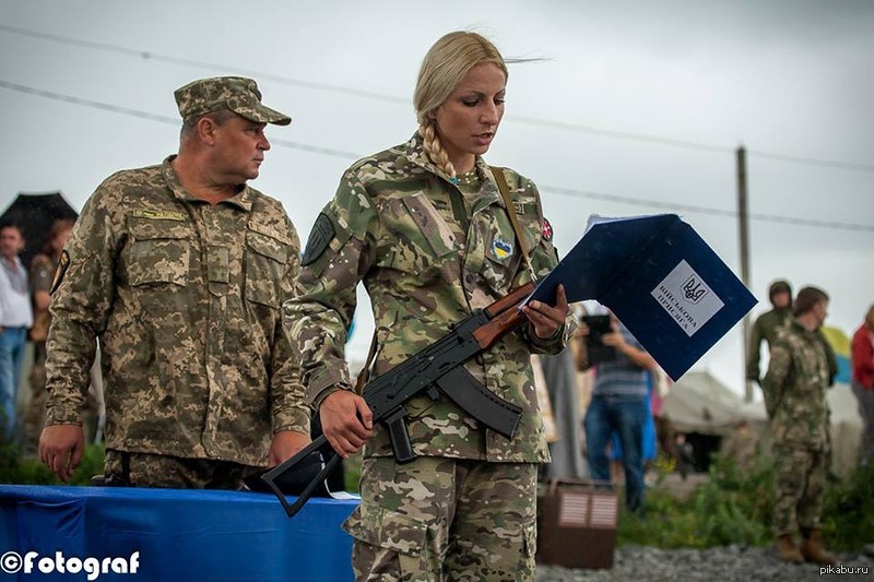 Поехать на донбасс женщине. Батальон Донбасс. Девушки из ВСУ. Батальон Донбасс Украина. Женщины АТО Украина.