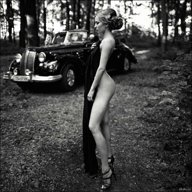 How do you like that?) - NSFW, Strawberry, Girls, Auto, Retro, Retro car, Photo, The photo, Erotic