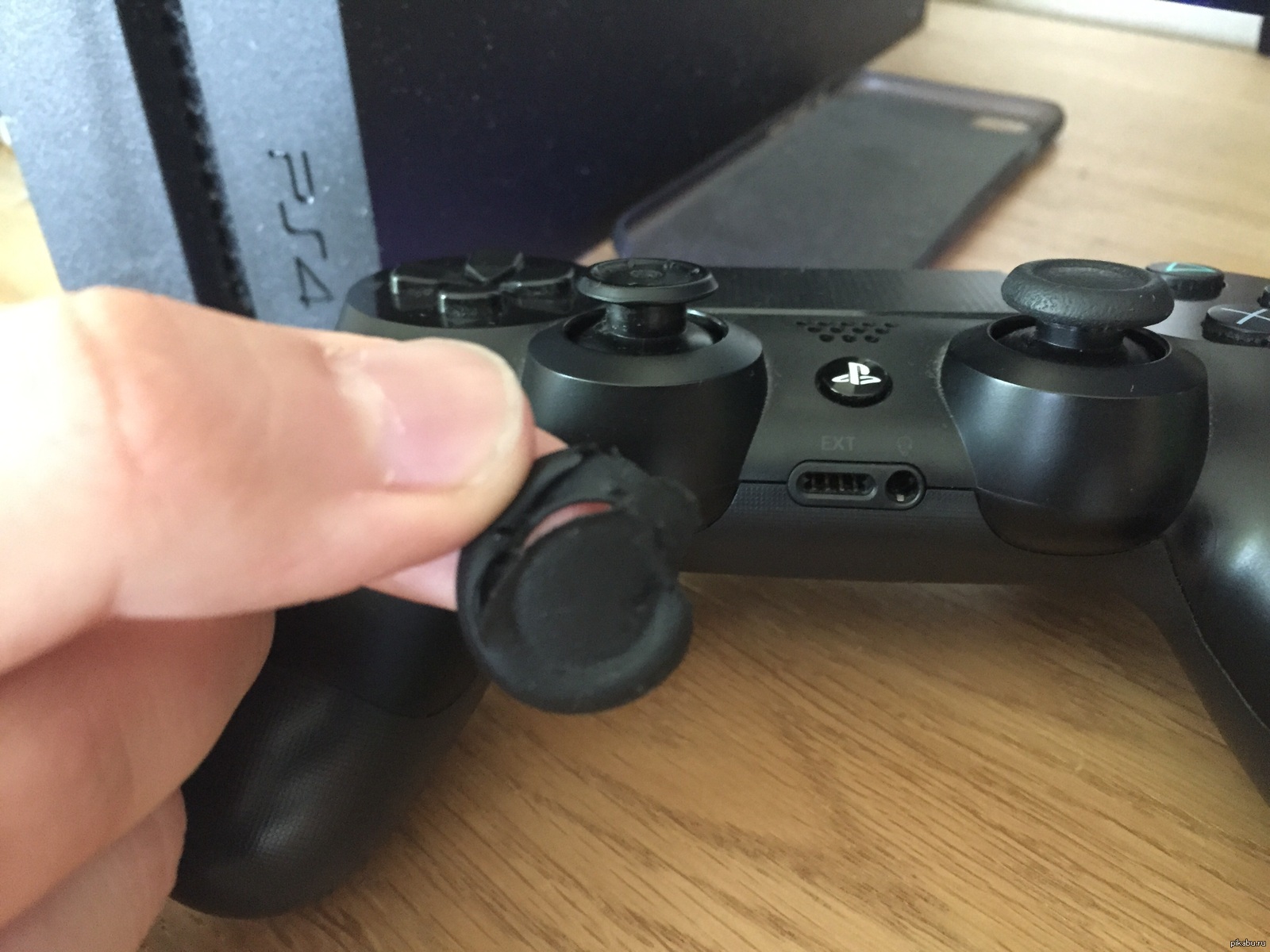 Ext dualshock. Разъем дуалшок 4. Ext зарядка Dualshock 4. Ext разъем Dualshock 4. USB дырка Dualshock 4.