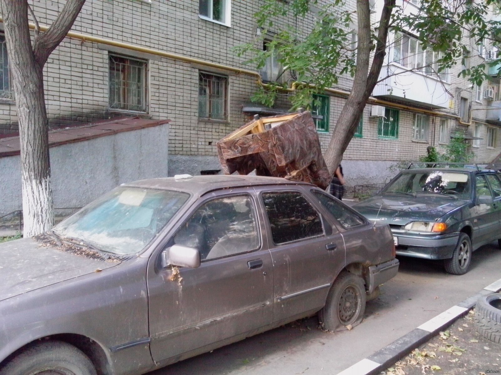 Из окна гостиничного номера своего... | Пикабу