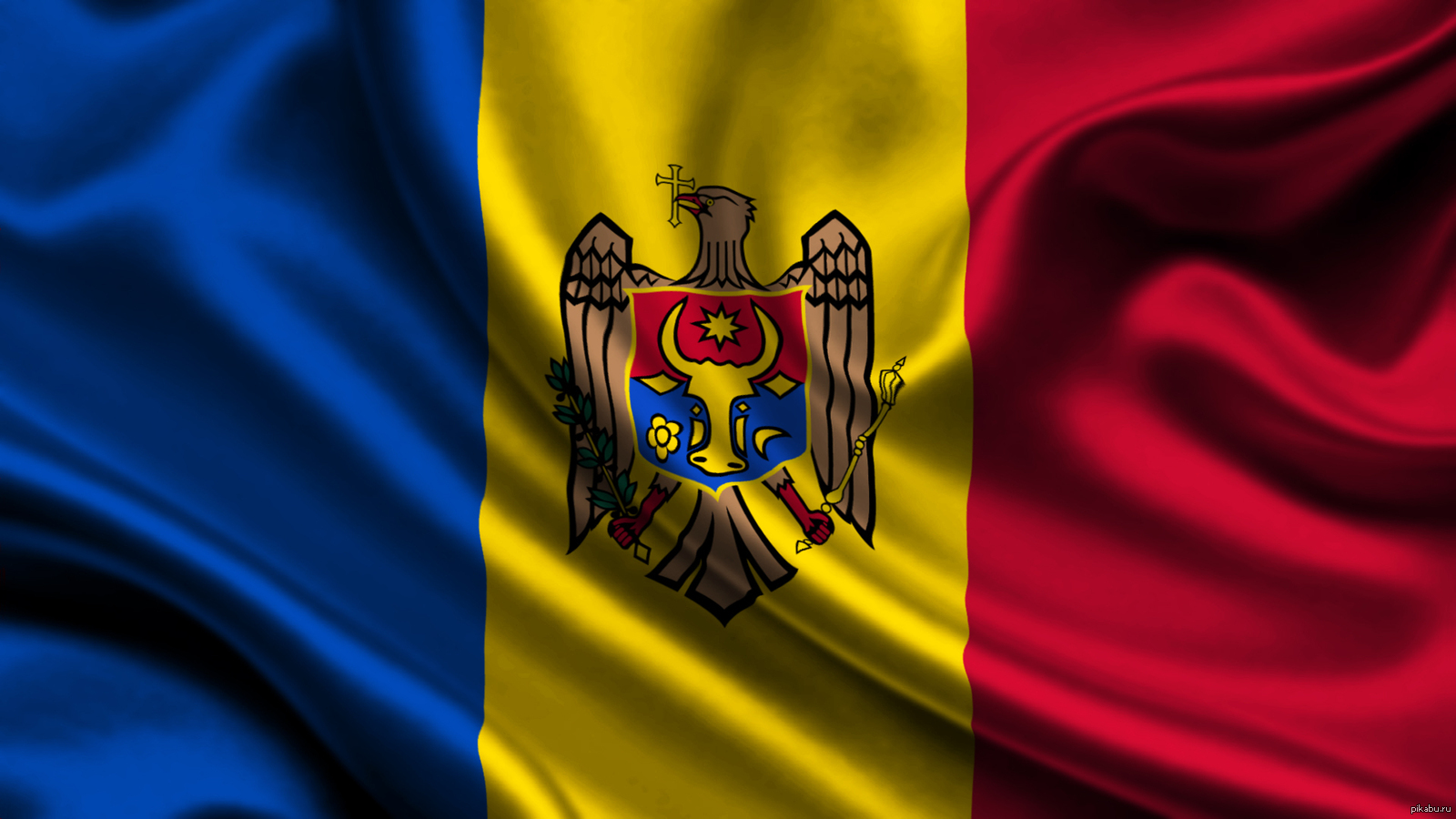 Un moldova. Молдавия Республика флаг. Флаг Молдован. Молдова флаг и герб. Национальный флаг Молдавии.