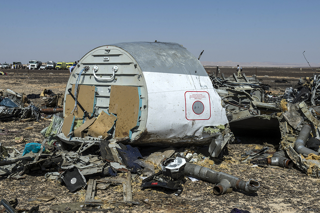 Октябрь 2015 года авиакатастрофа. Самолет a321 "Когалымавиа". А 321 Когалымавиа. Крушение Airbus a321 Египет.