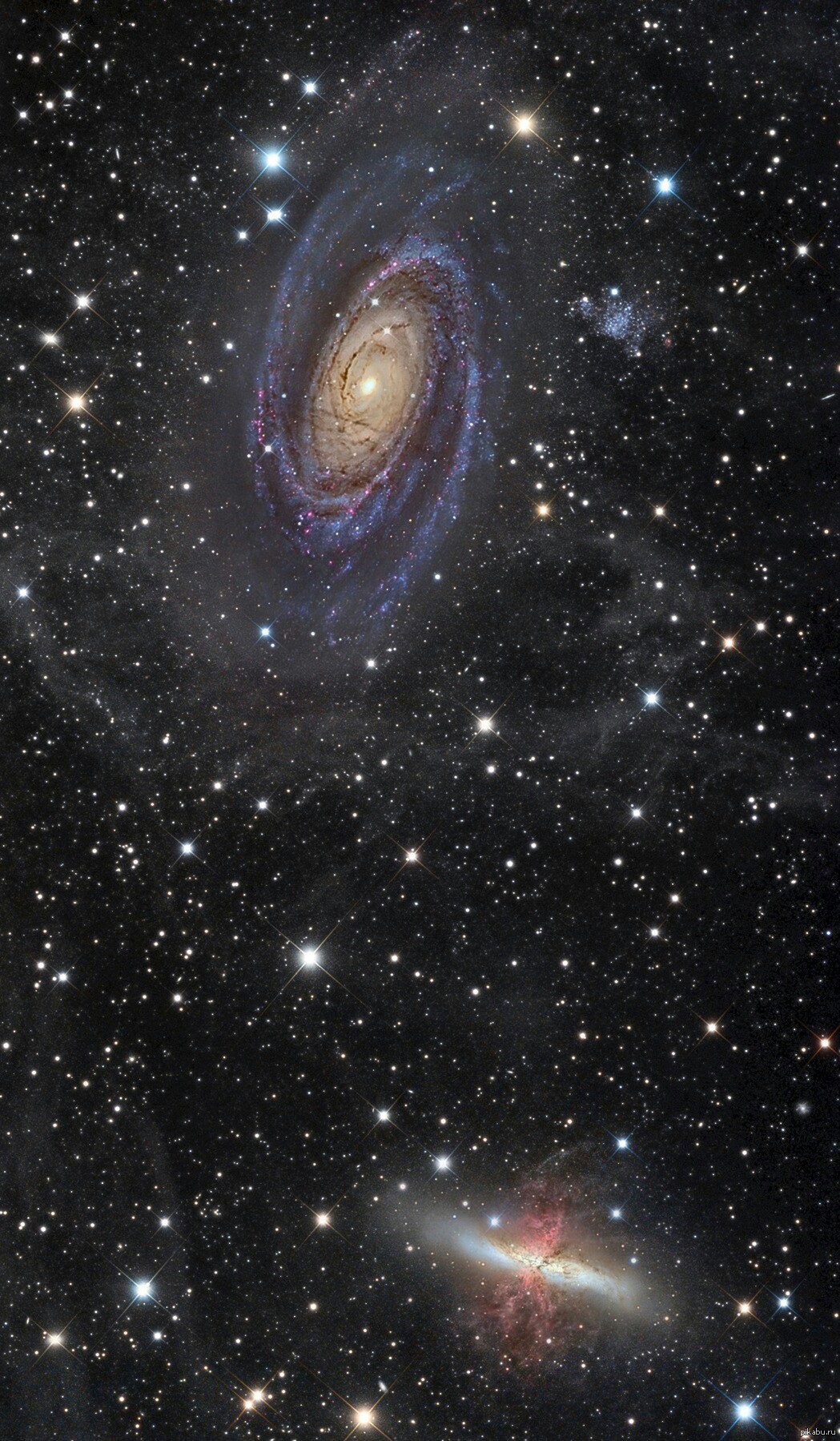 Сколько максимум звезд. Галактика сигара m82. Галактика Мессье 81. Галактика м31 туманность Андромеды. Галактика Андромеды Хаббл.