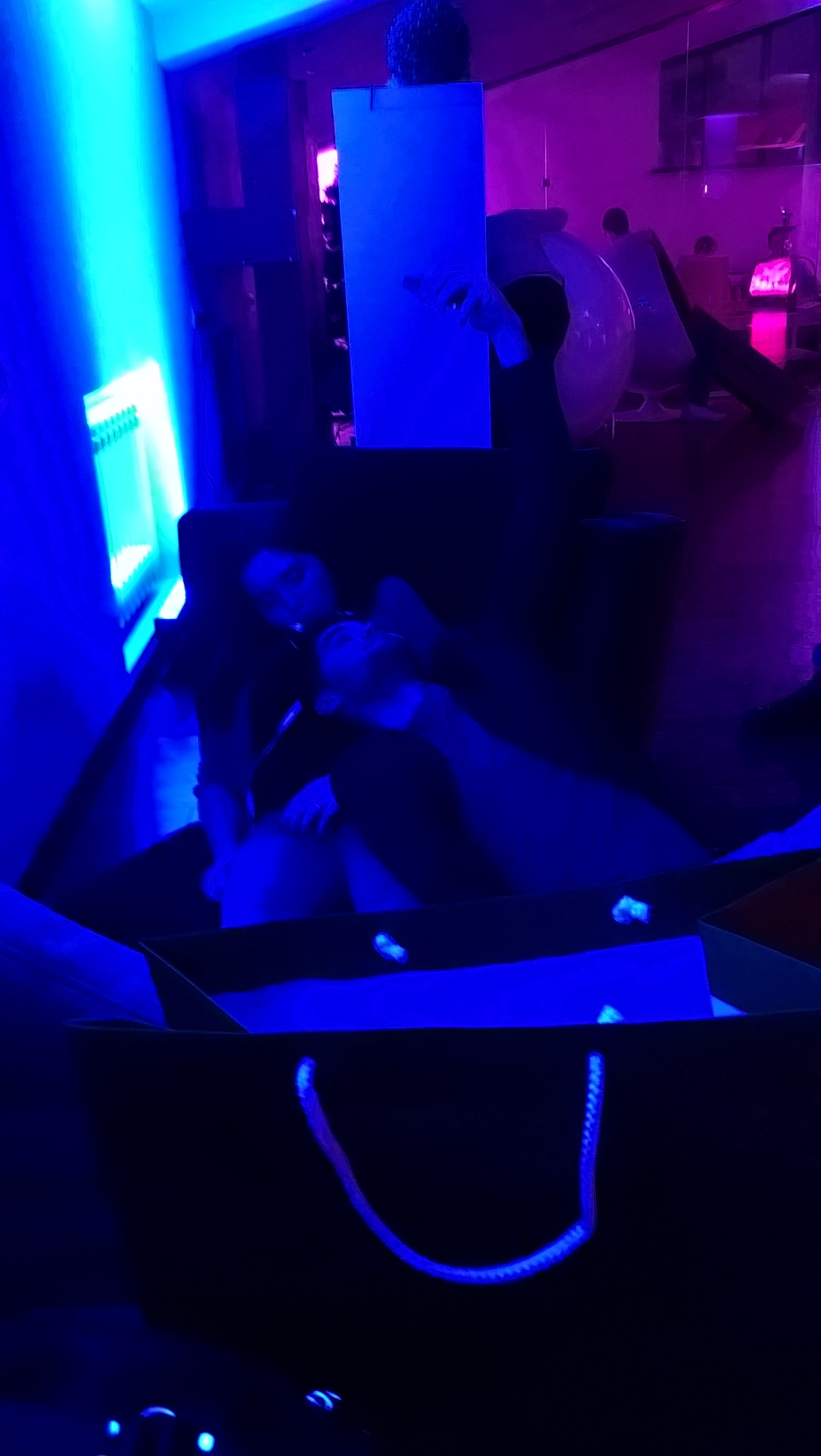 Милевский снял ролик, как отрывается в ночном клубе с пьяным Алиевым - ХВИЛЯ