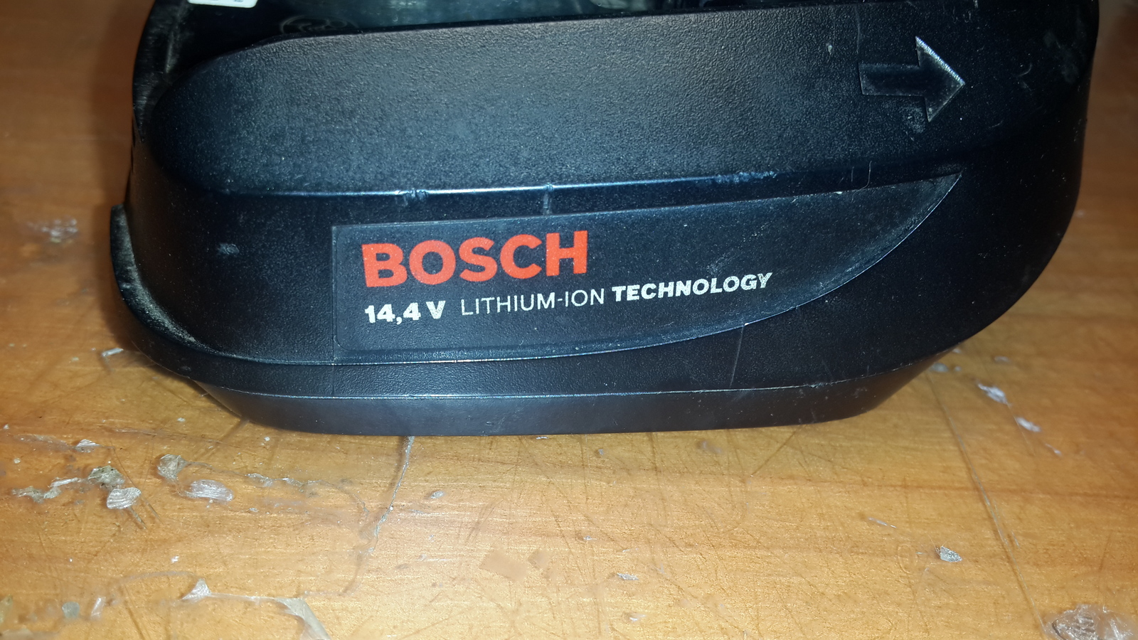 Ремонт всякой электроники #14 Замена \"сдохших банок\" в аккумуляторе ...