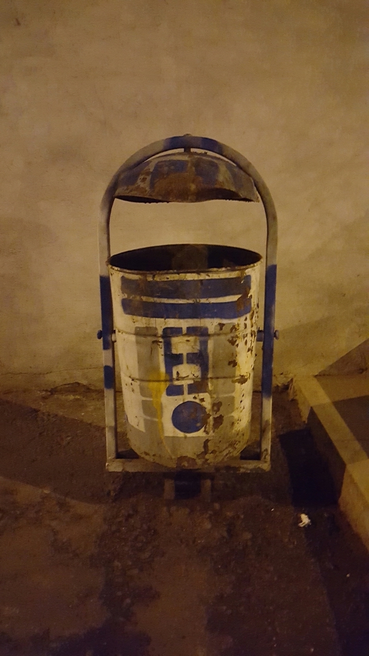 R2D2 в России | Пикабу