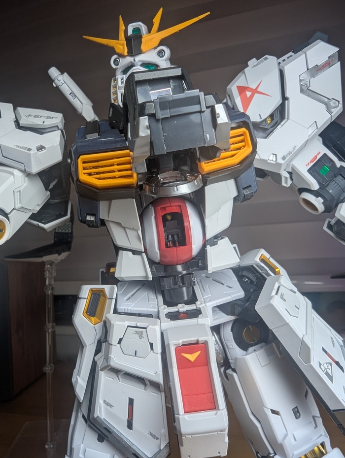 Модель PGU Nu Gundam