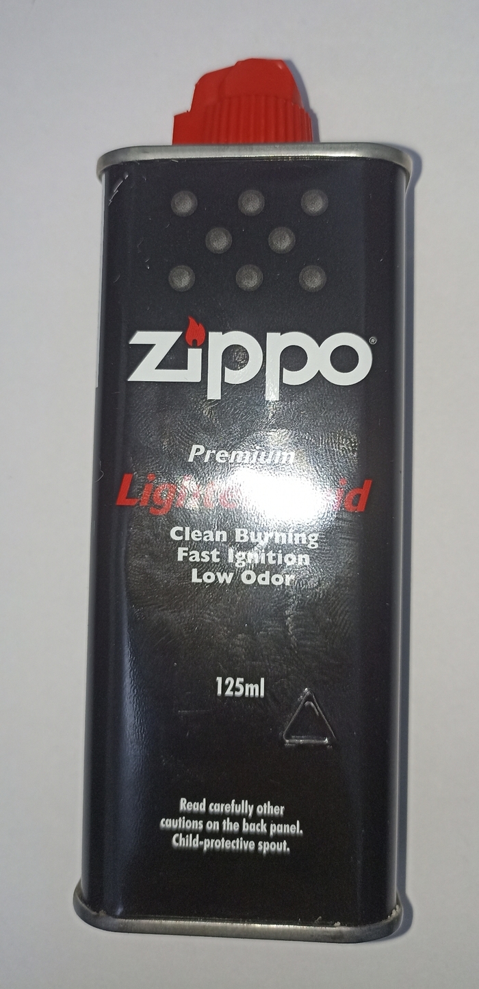Думаю тут бесспорный лидер Zippo.