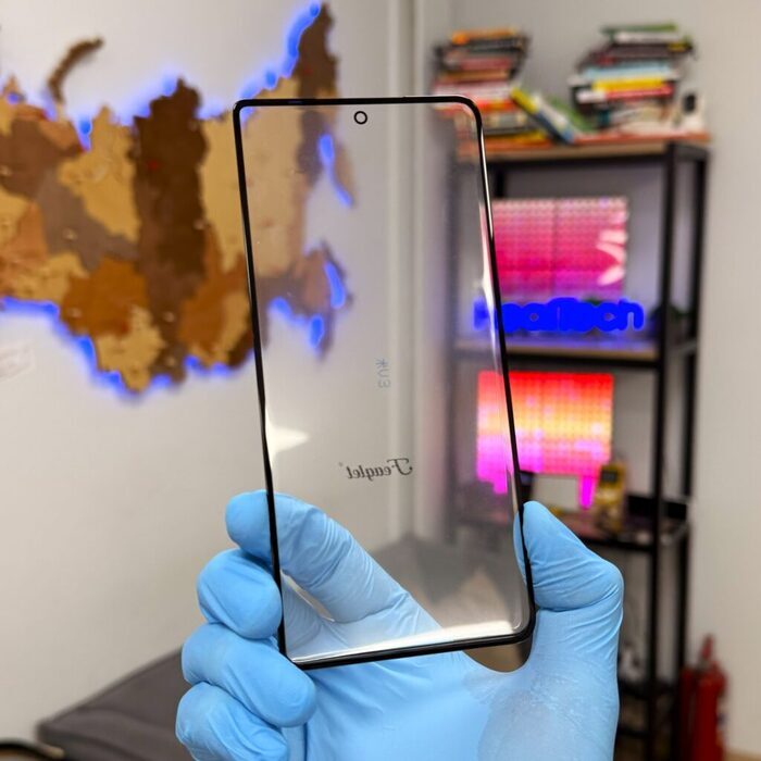 ����� ������ �� Honor Magic V3, ����������� � Magic V5